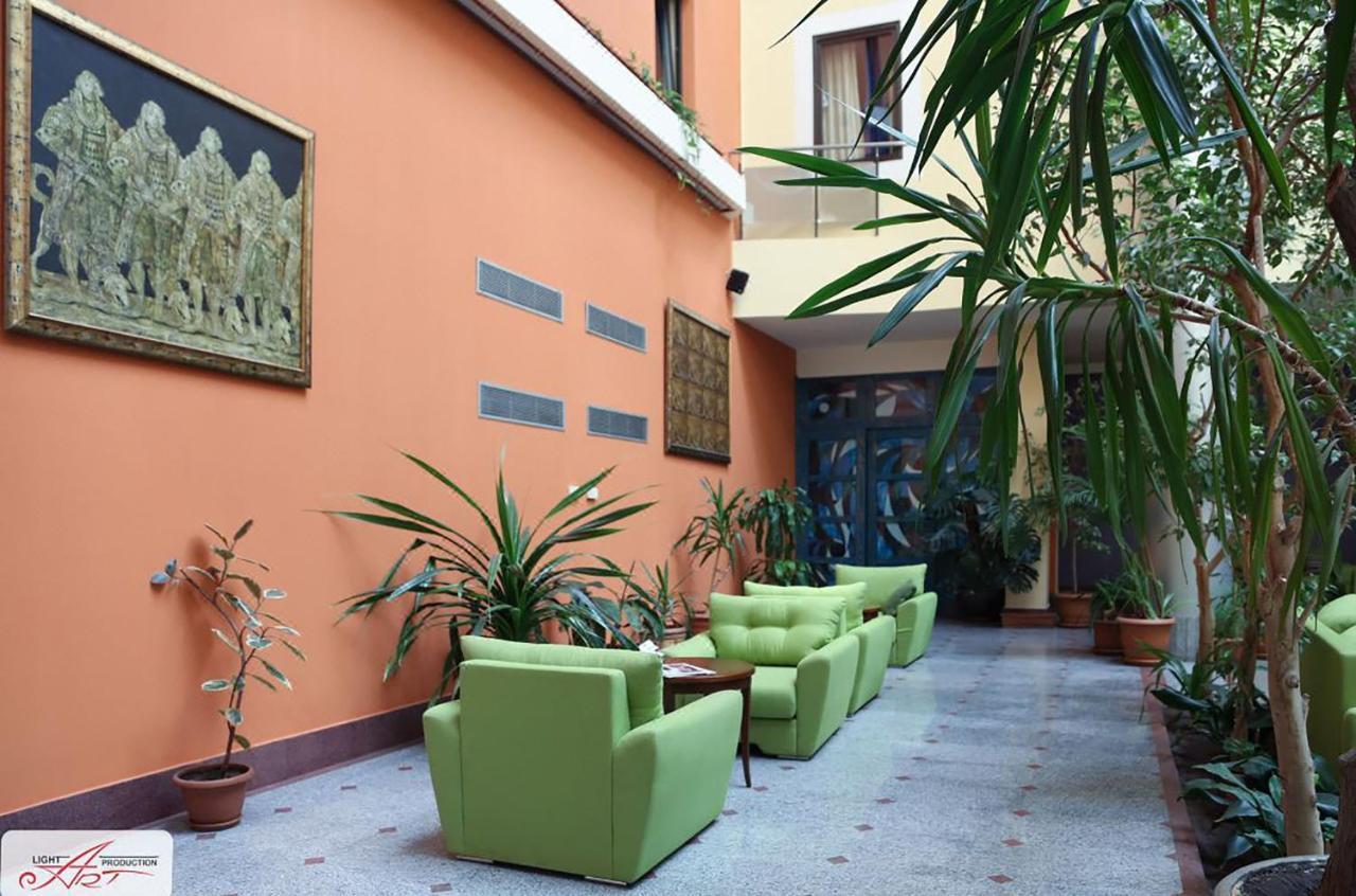 Ararat Hotel 예레반 외부 사진